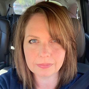 Meet your Posher, Stacy